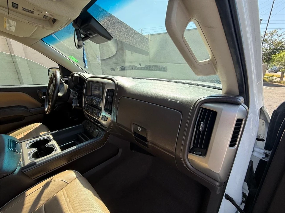 2018 GMC Sierra 4th Gen - Image 17 of 29