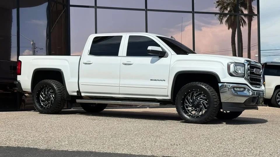 2018 GMC Sierra 4th Gen - Image 16 of 20