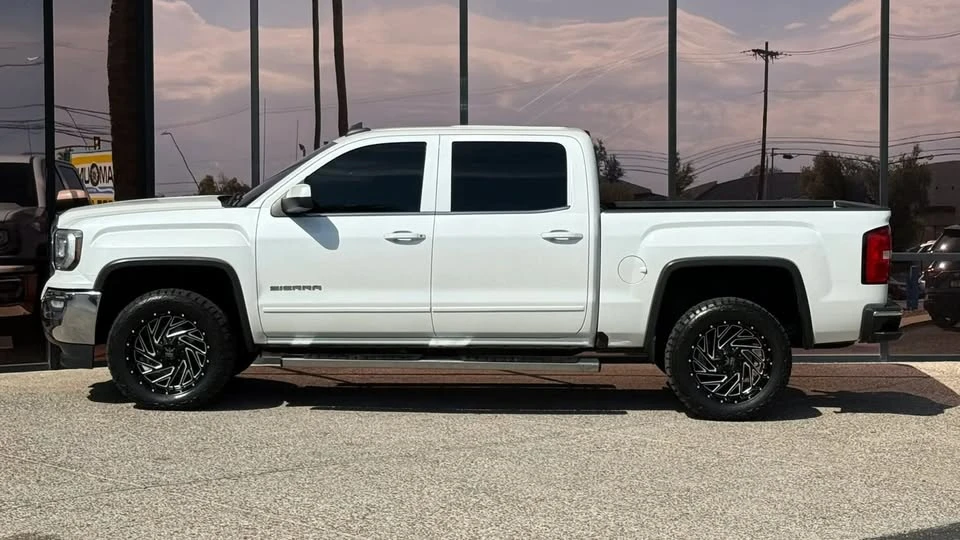 2018 GMC Sierra 4th Gen - Image 4 of 20