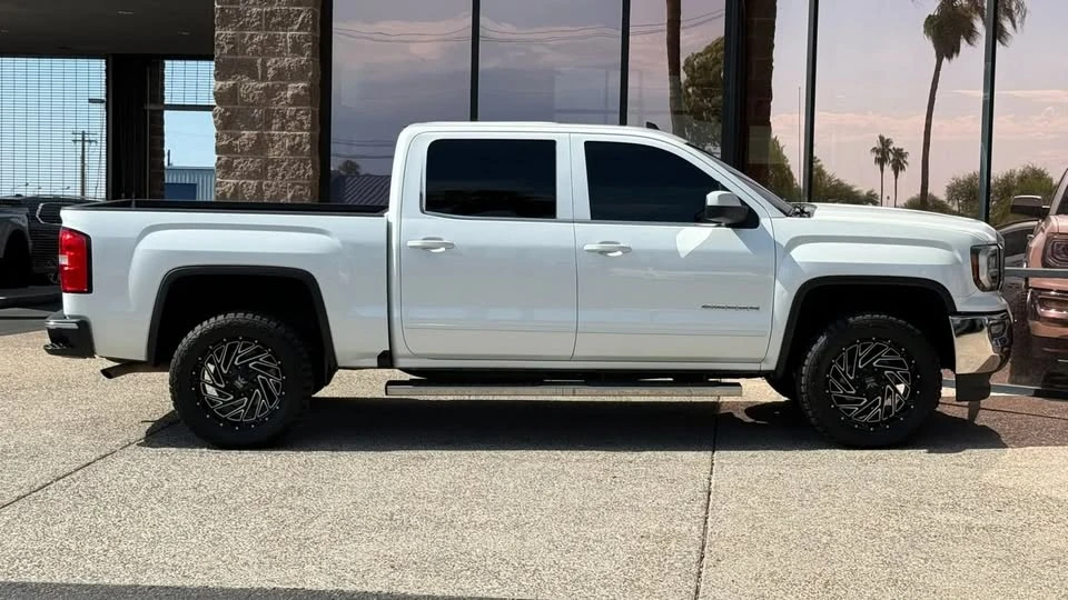 2018 GMC Sierra 4th Gen - Image 14 of 20