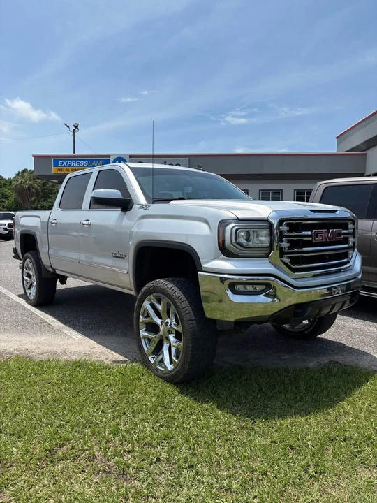 2018 GMC Sierra 4th Gen - Image 2 of 12