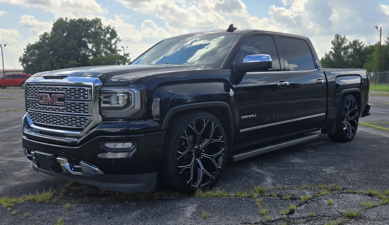 2018 GMC Sierra 4th Gen - Image 2 of 31