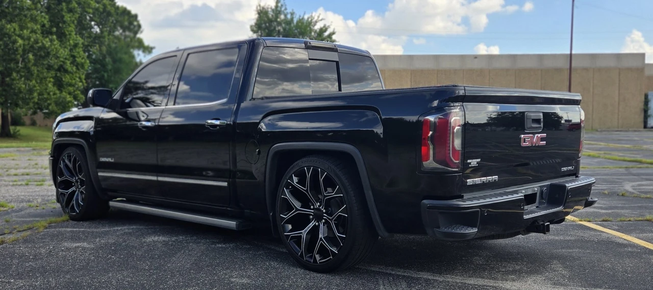 2018 GMC Sierra 4th Gen - Image 4 of 31