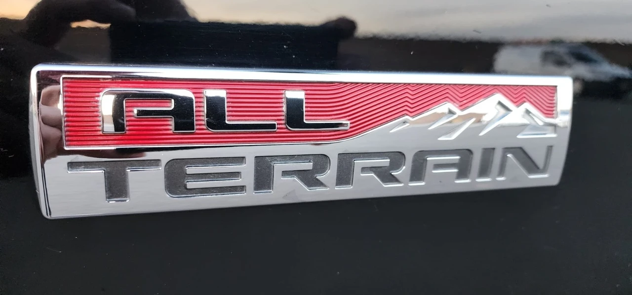 2018 GMC Sierra 4th Gen - Image 5 of 13