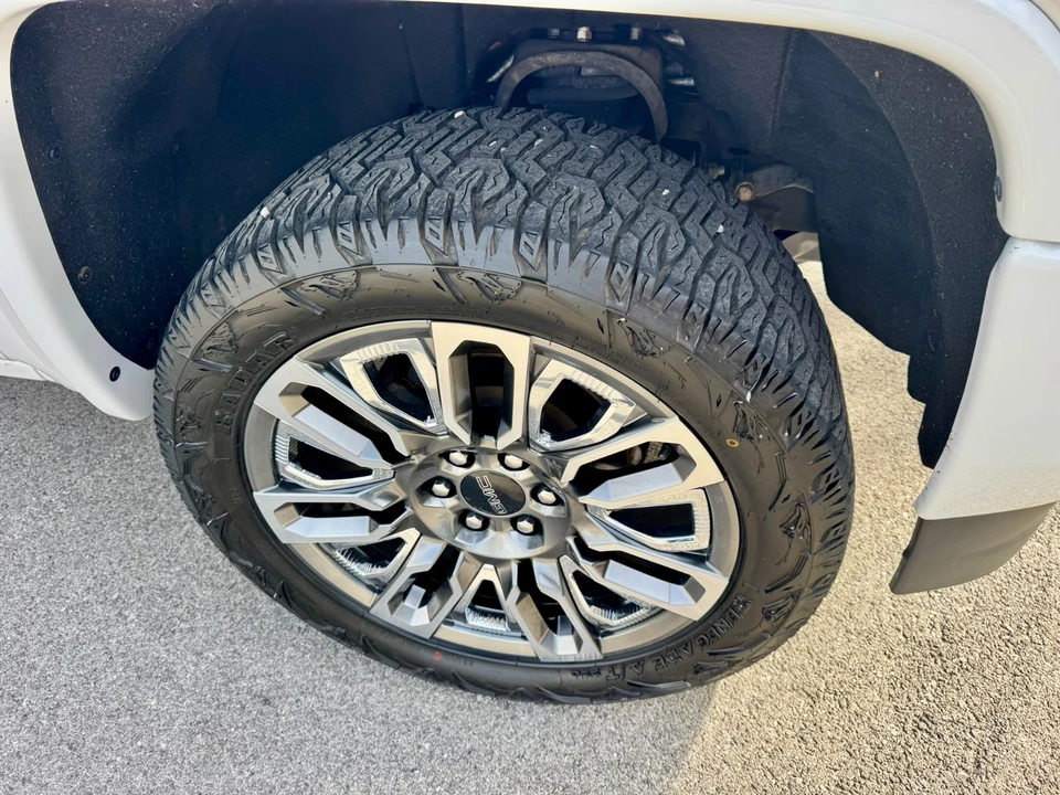 2018 GMC Sierra 4th Gen - Image 19 of 20