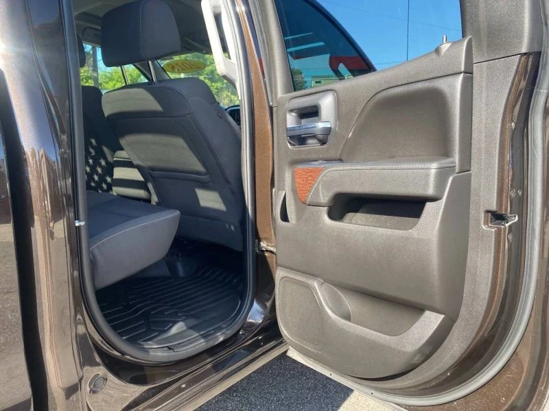 2018 GMC Sierra 4th Gen - Image 9 of 12