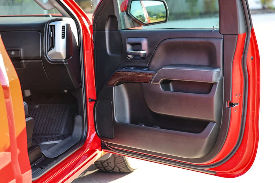2018 GMC Sierra 4th Gen - Image 25 of 31