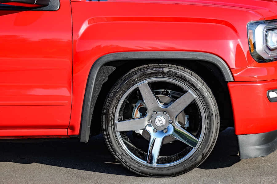 2018 GMC Sierra 4th Gen - Image 16 of 31