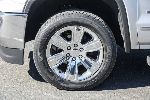 2018 GMC Sierra 4th Gen - Image 9 of 21