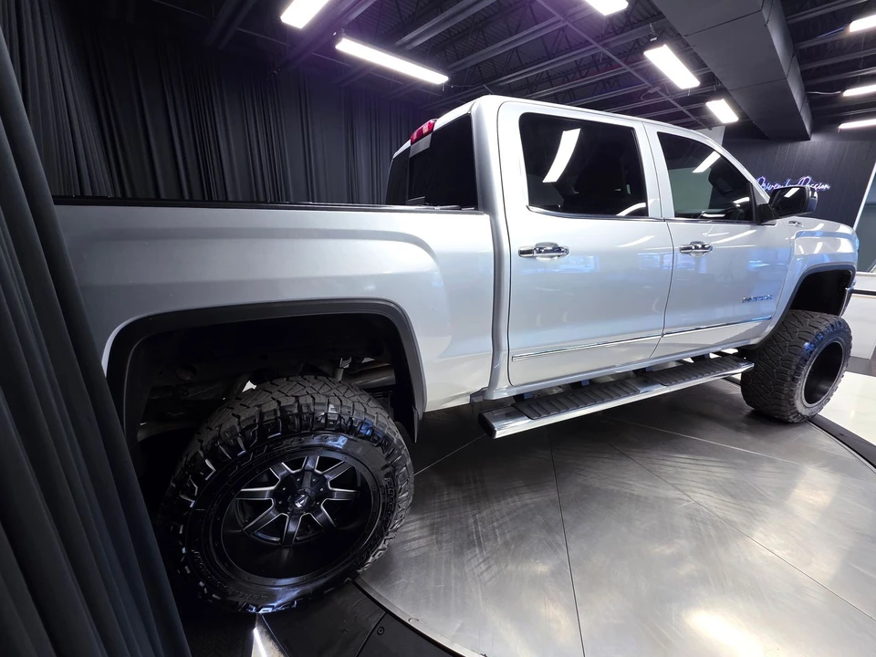 2018 GMC Sierra 4th Gen - Image 11 of 21