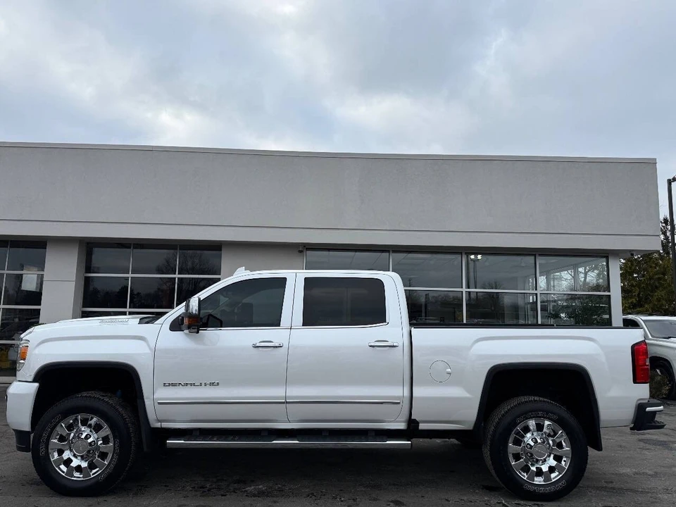 2018 GMC Sierra 3rd Gen - Image 2 of 21