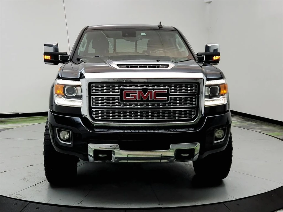 2018 GMC Sierra Heavy Duty 4th Gen - Image 2 of 21
