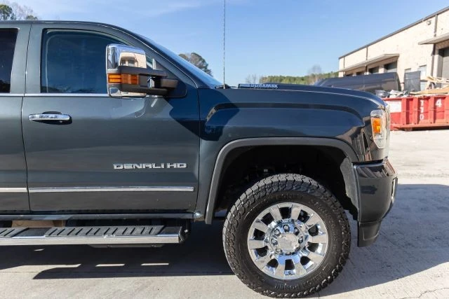 2018 GMC Sierra Heavy Duty 4th Gen - Image 10 of 21