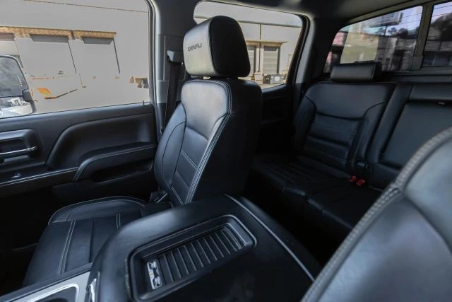 2018 GMC Sierra Heavy Duty 4th Gen - Image 19 of 21