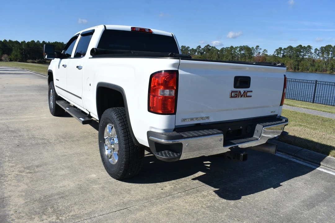 2018 GMC Sierra Heavy Duty 3rd Gen - Image 8 of 21