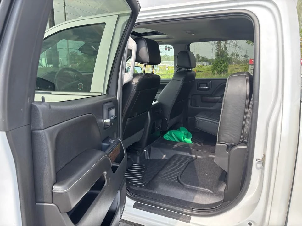 2018 GMC Sierra 4th Gen - Image 4 of 9