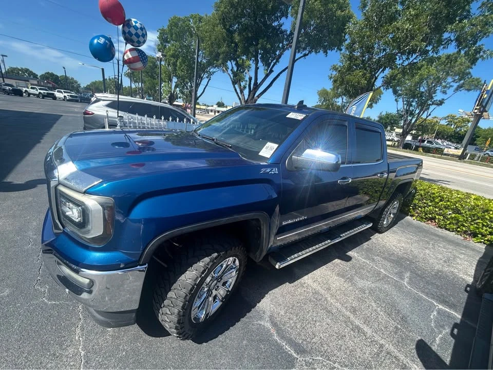 2018 GMC Sierra 4th Gen - Image 2 of 12