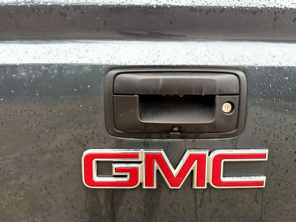 2018 GMC Sierra 4th Gen - Image 7 of 15