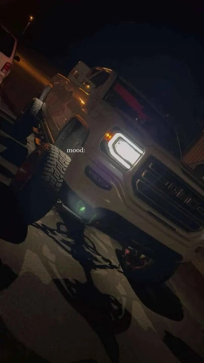 2018 GMC Sierra 4th Gen - Image 2 of 5
