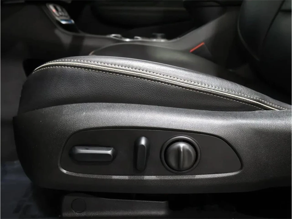 2018 GMC Terrain - Image 15 of 31