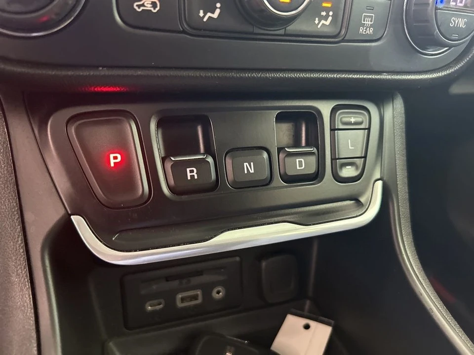 2018 GMC Terrain - Image 8 of 12