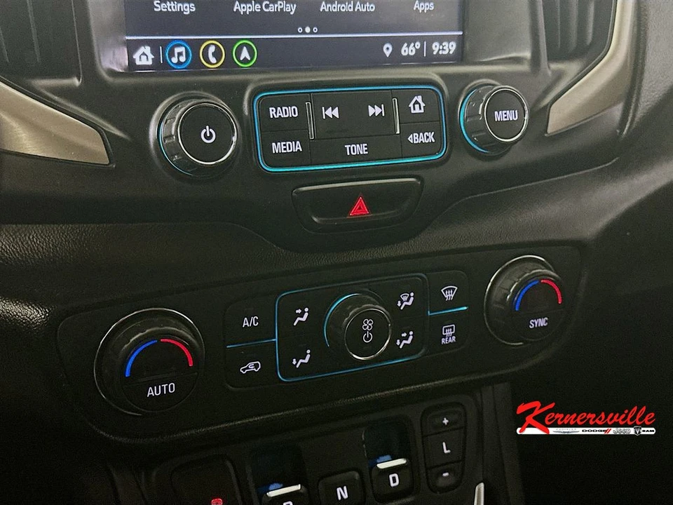 2018 GMC Terrain - Image 18 of 24