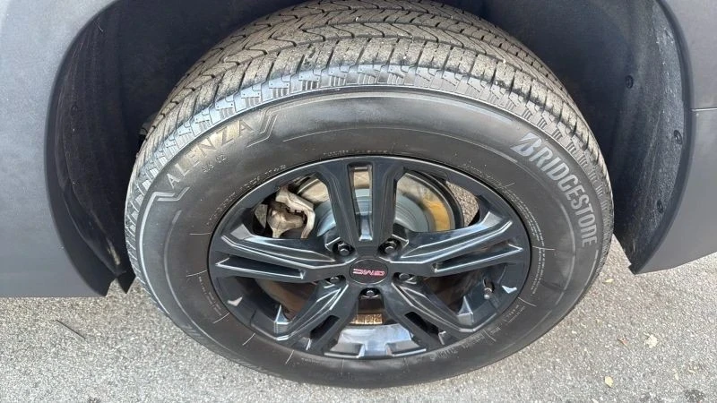 2018 GMC Terrain - Image 9 of 12