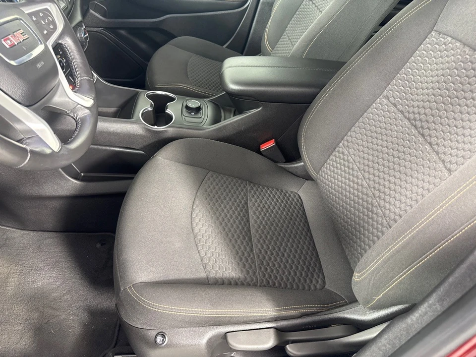 2018 GMC Terrain - Image 11 of 12