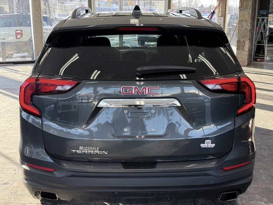 2018 GMC Terrain - Image 11 of 12