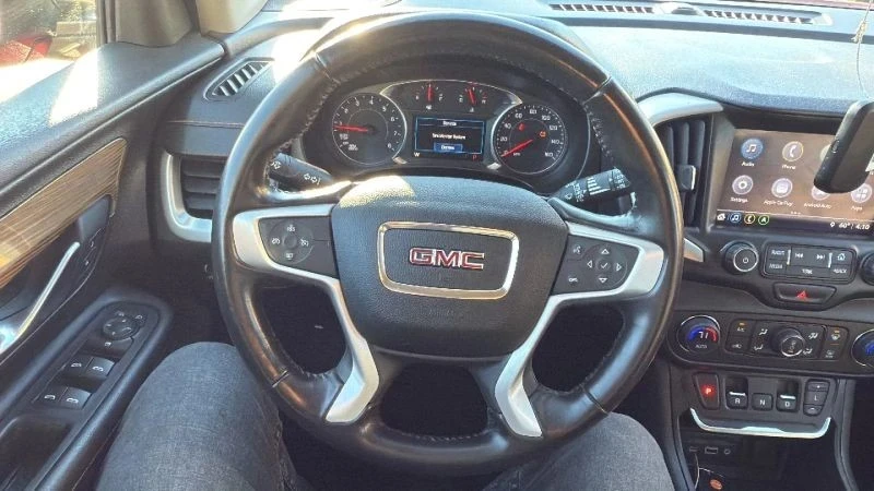 2018 GMC Terrain - Image 10 of 12