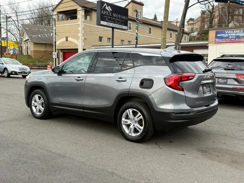 2018 GMC Terrain - Image 5 of 12