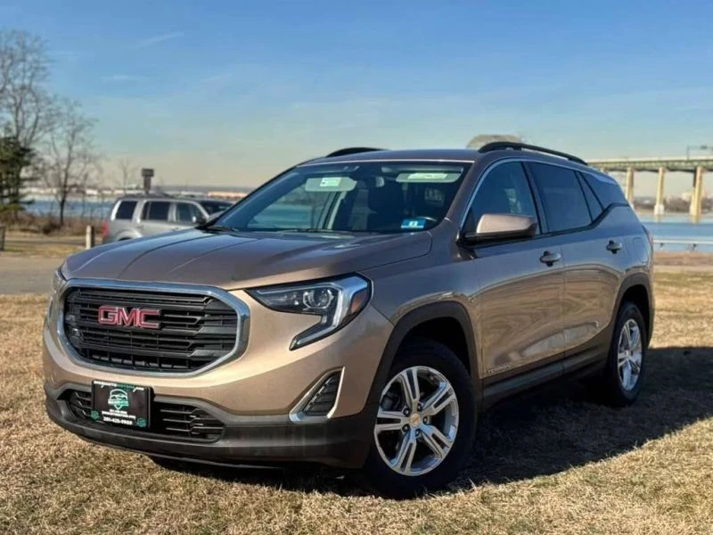 2018 GMC Terrain - Image 2 of 12