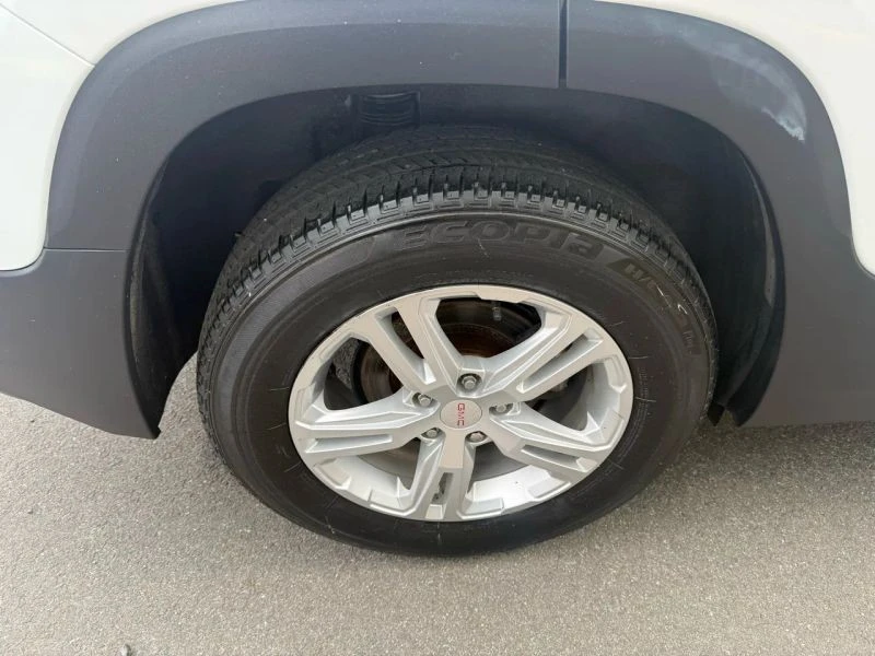 2018 GMC Terrain - Image 11 of 12