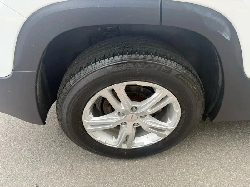 2018 GMC Terrain - Image 11 of 12