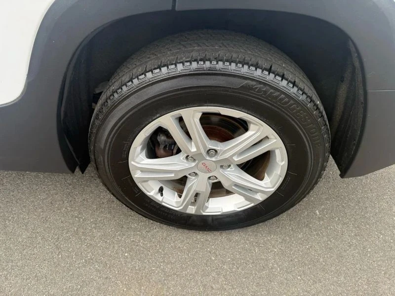 2018 GMC Terrain - Image 10 of 12