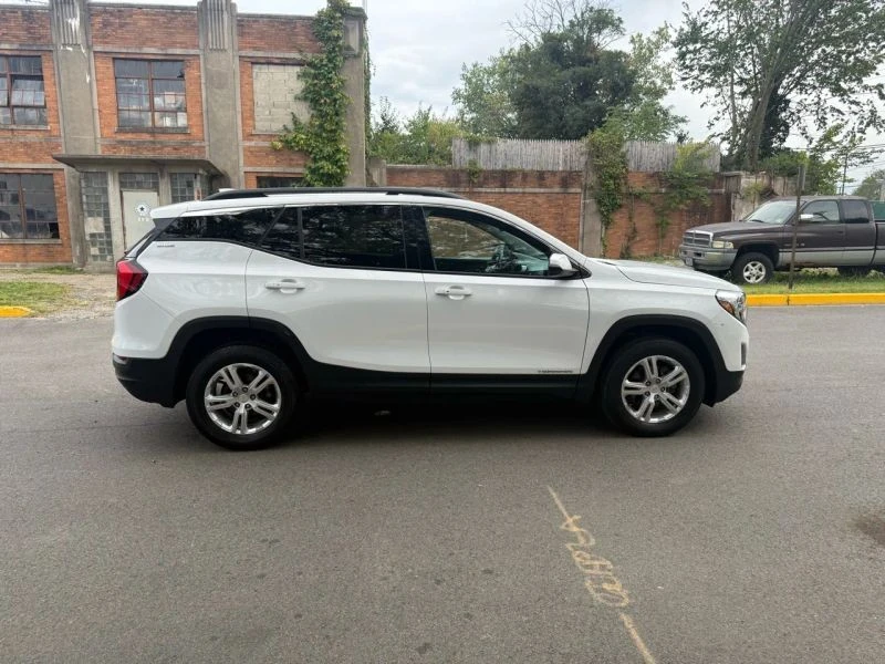 2018 GMC Terrain - Image 2 of 12