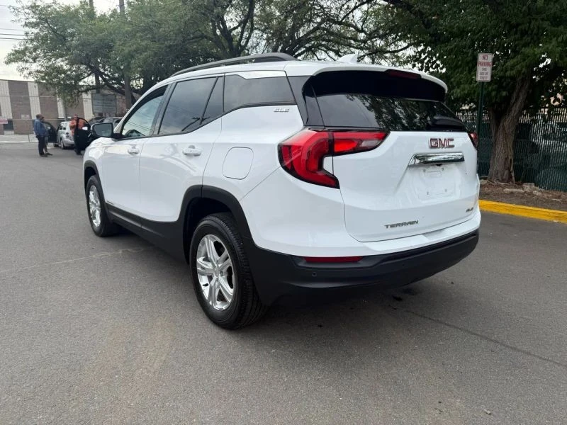 2018 GMC Terrain - Image 5 of 12