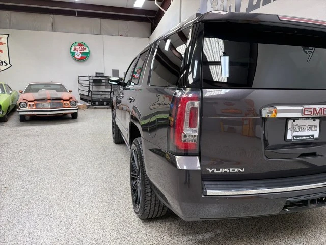 2018 GMC Yukon 4th Gen - Image 9 of 21