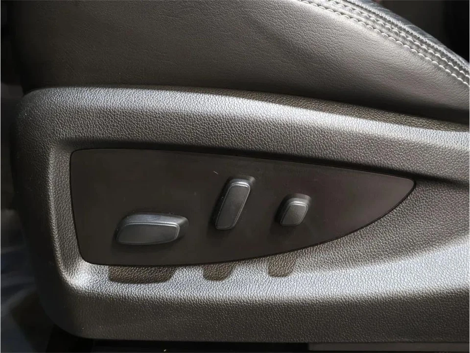 2018 GMC Yukon 4th Gen - Image 17 of 31
