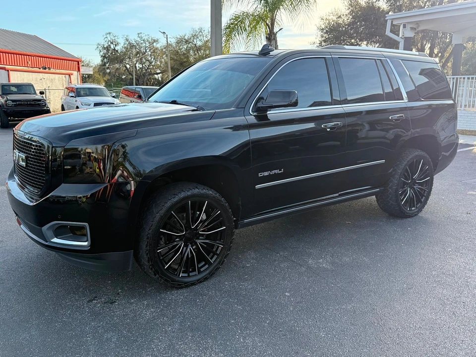 2018 GMC Yukon 4th Gen - Image 8 of 12