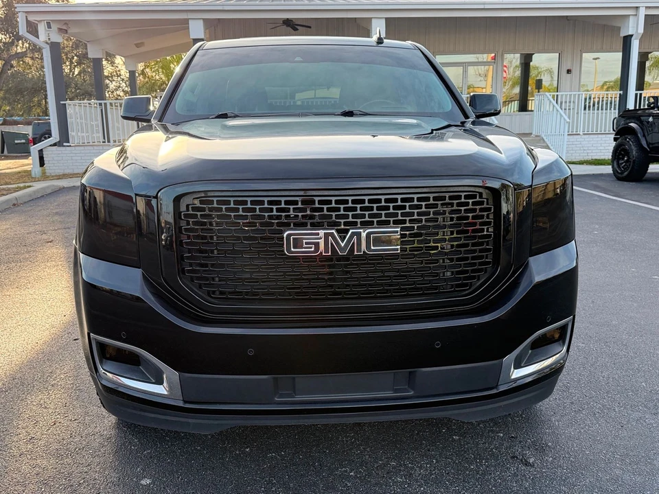 2018 GMC Yukon 4th Gen - Image 5 of 12