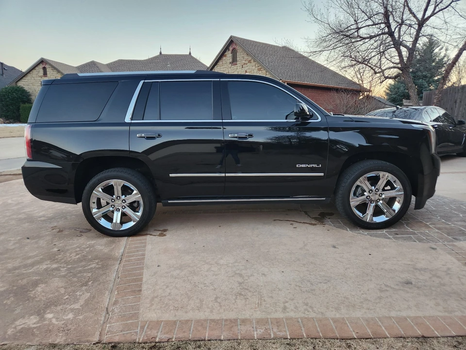 2018 GMC Yukon 5th Gen - Image 4 of 16