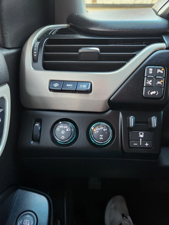 2018 GMC Yukon 5th Gen - Image 16 of 16