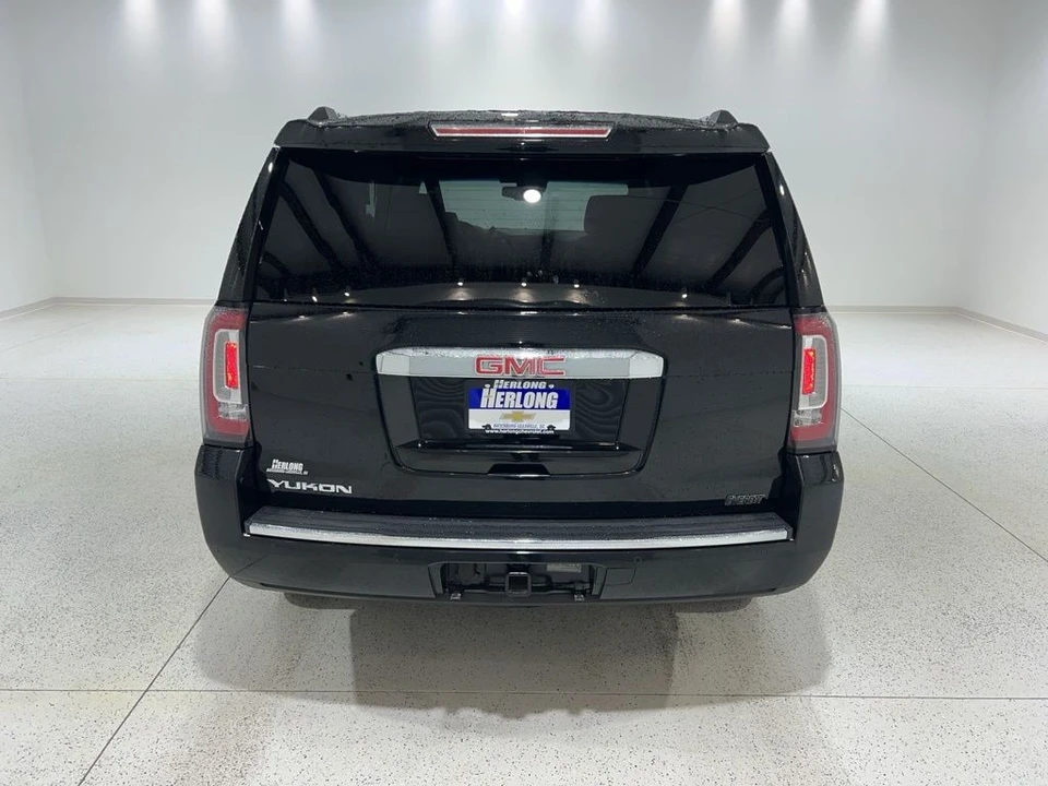 2018 GMC Yukon 4th Gen - Image 4 of 21