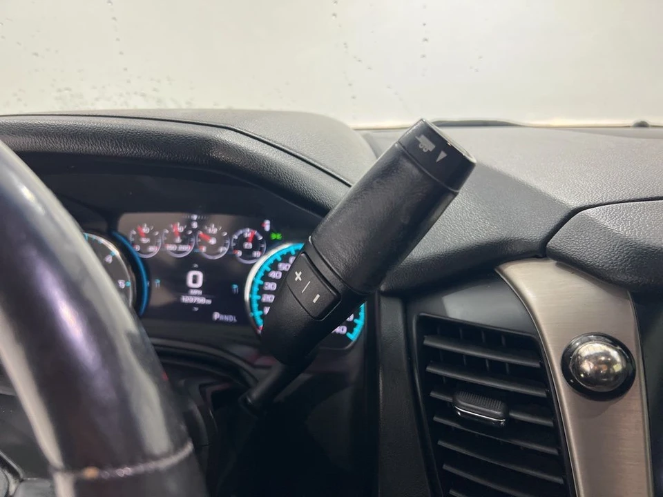 2018 GMC Yukon 4th Gen - Image 14 of 21