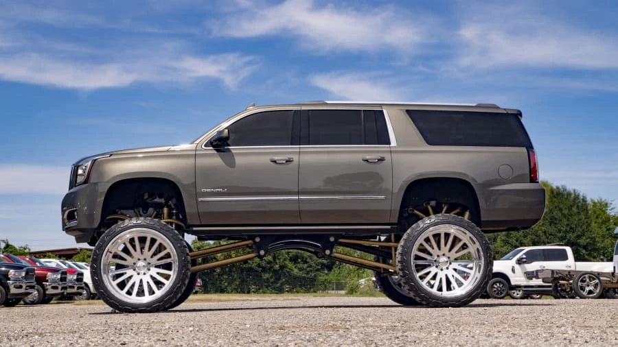 2018 GMC Yukon 4th Gen - Image 2 of 4