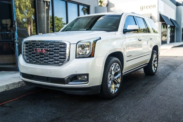 2018 GMC Yukon 4th Gen - Image 3 of 21
