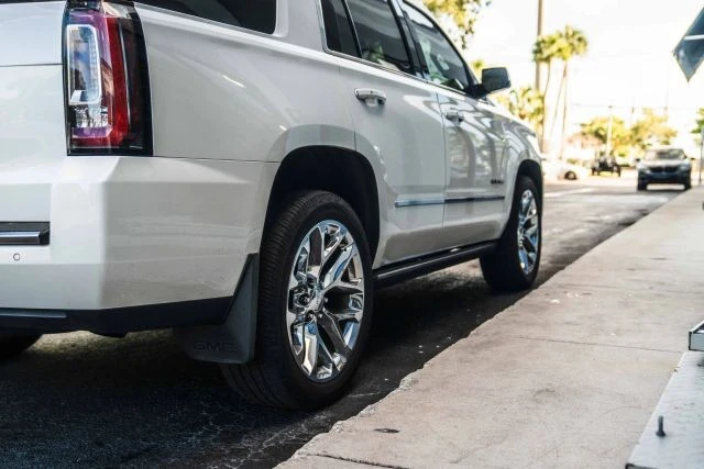 2018 GMC Yukon 4th Gen - Image 15 of 21