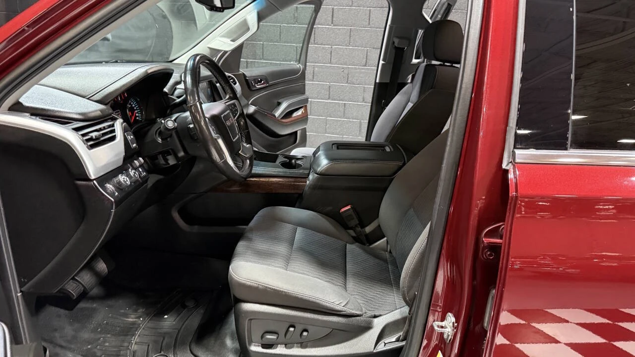 2018 GMC Yukon 4th Gen - Image 14 of 21