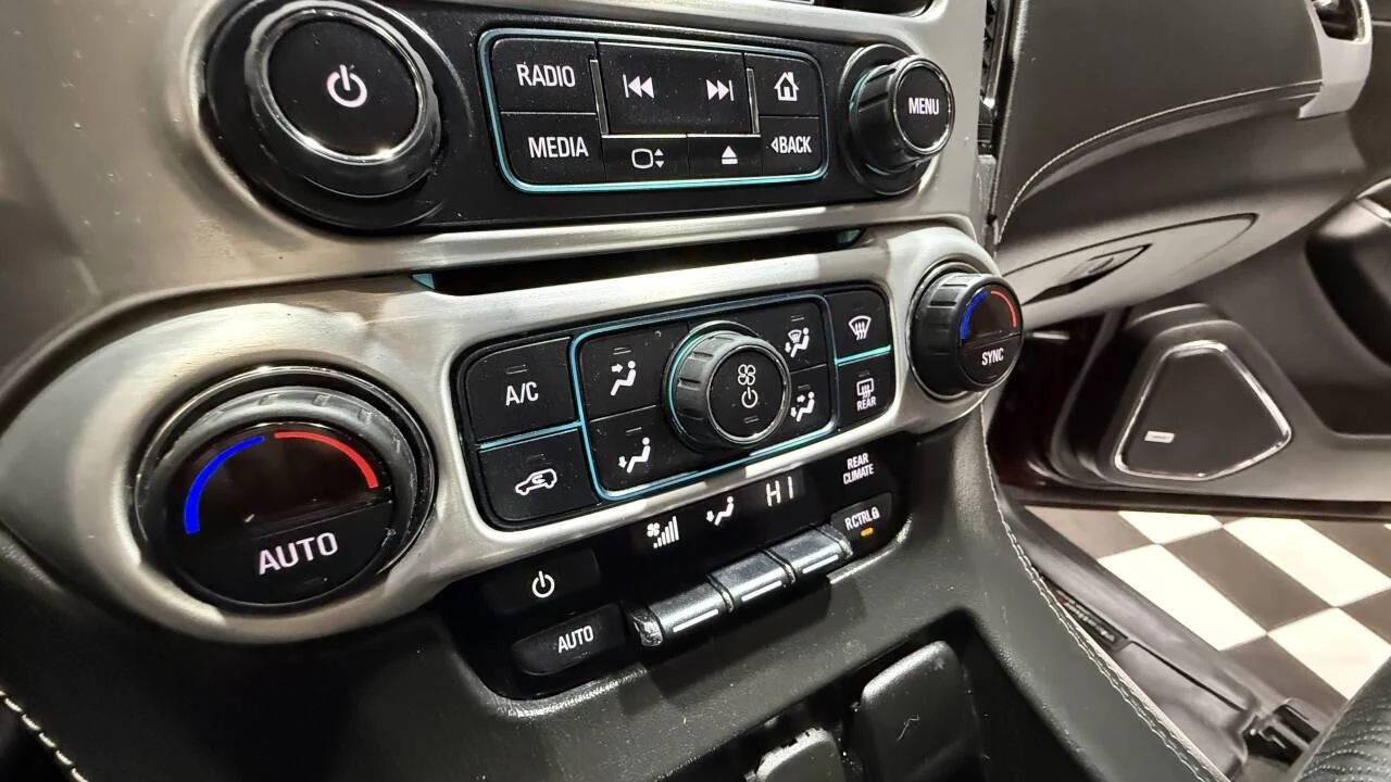 2018 GMC Yukon 4th Gen - Image 19 of 21